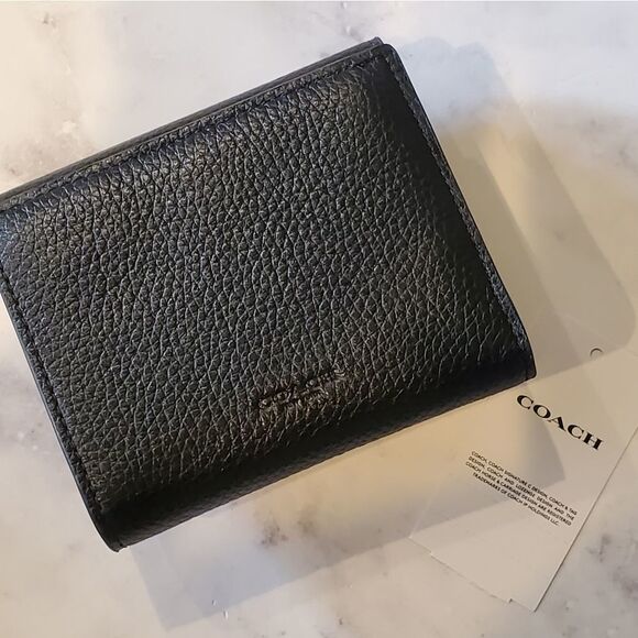 Coach Black Snap Wallet with Gold Horse and Carriage Buckel (Georgie) - Picture 3 of 8